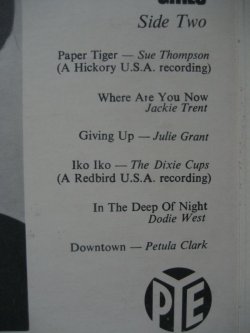 画像8: V.A. (ALAN FREEMAN Introduces) / Here Come The Girls