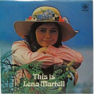 画像: LENA MARTELL / This Is Lena Martell