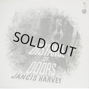 画像: JANCIS HARVEY / Distance Of Doors