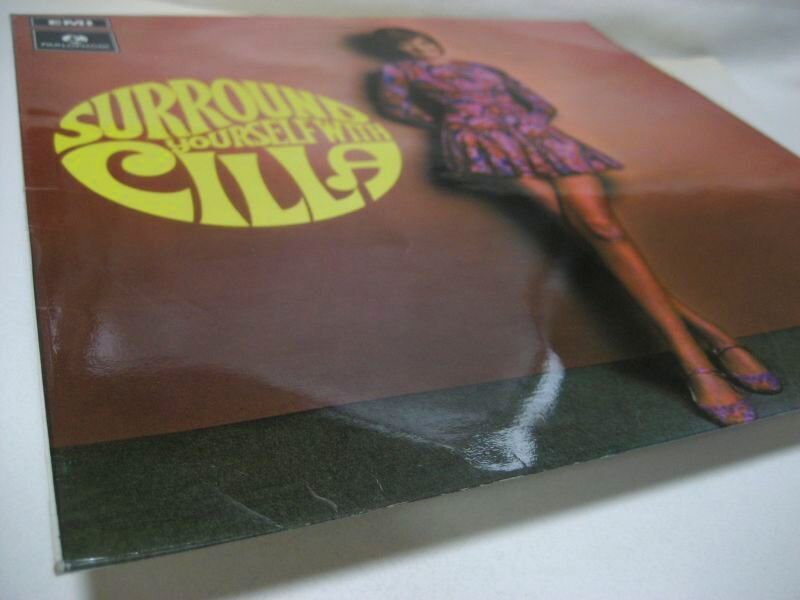 画像: CILLA BLACK / Surround Yourself With Cilla (1 EMI Logo Label)